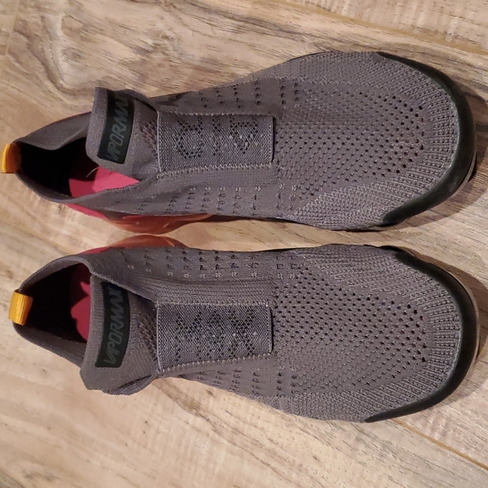 Nike laceless Vapormax